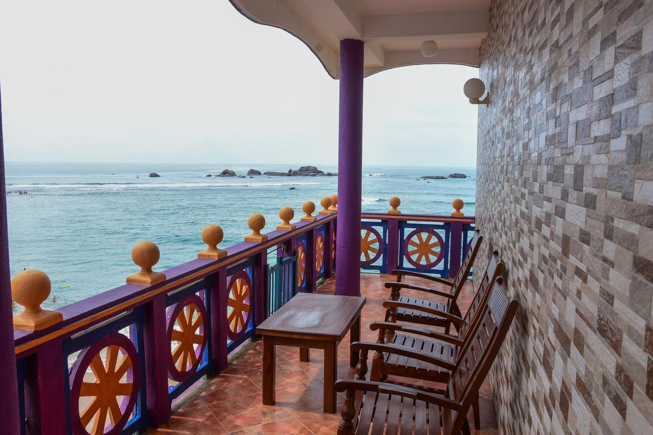 Hotel Dolphin Hikkaduwa Bagian luar foto