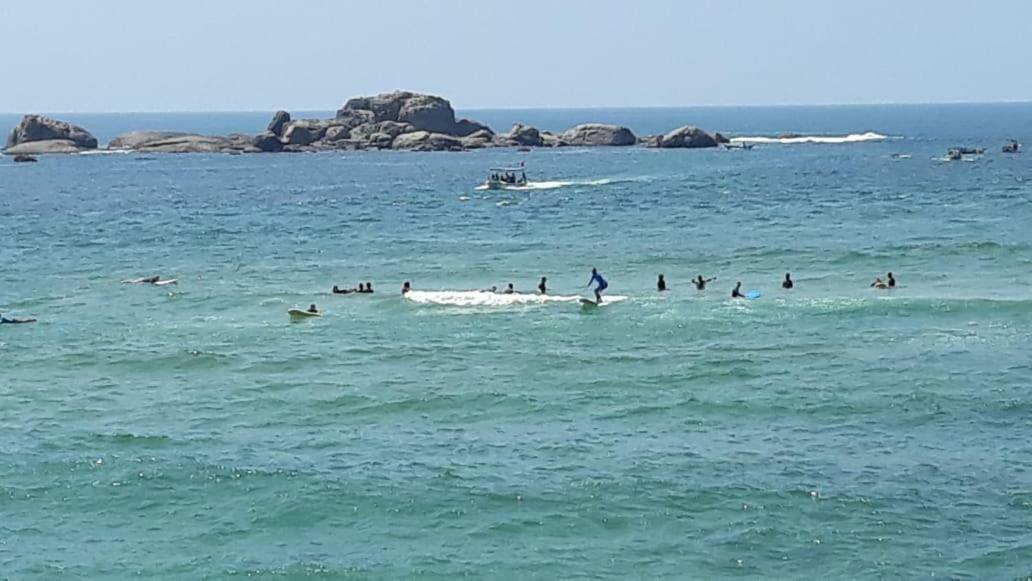 Hotel Dolphin Hikkaduwa Bagian luar foto